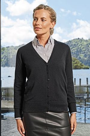 Women´s Button Through Knitted Cardigan
